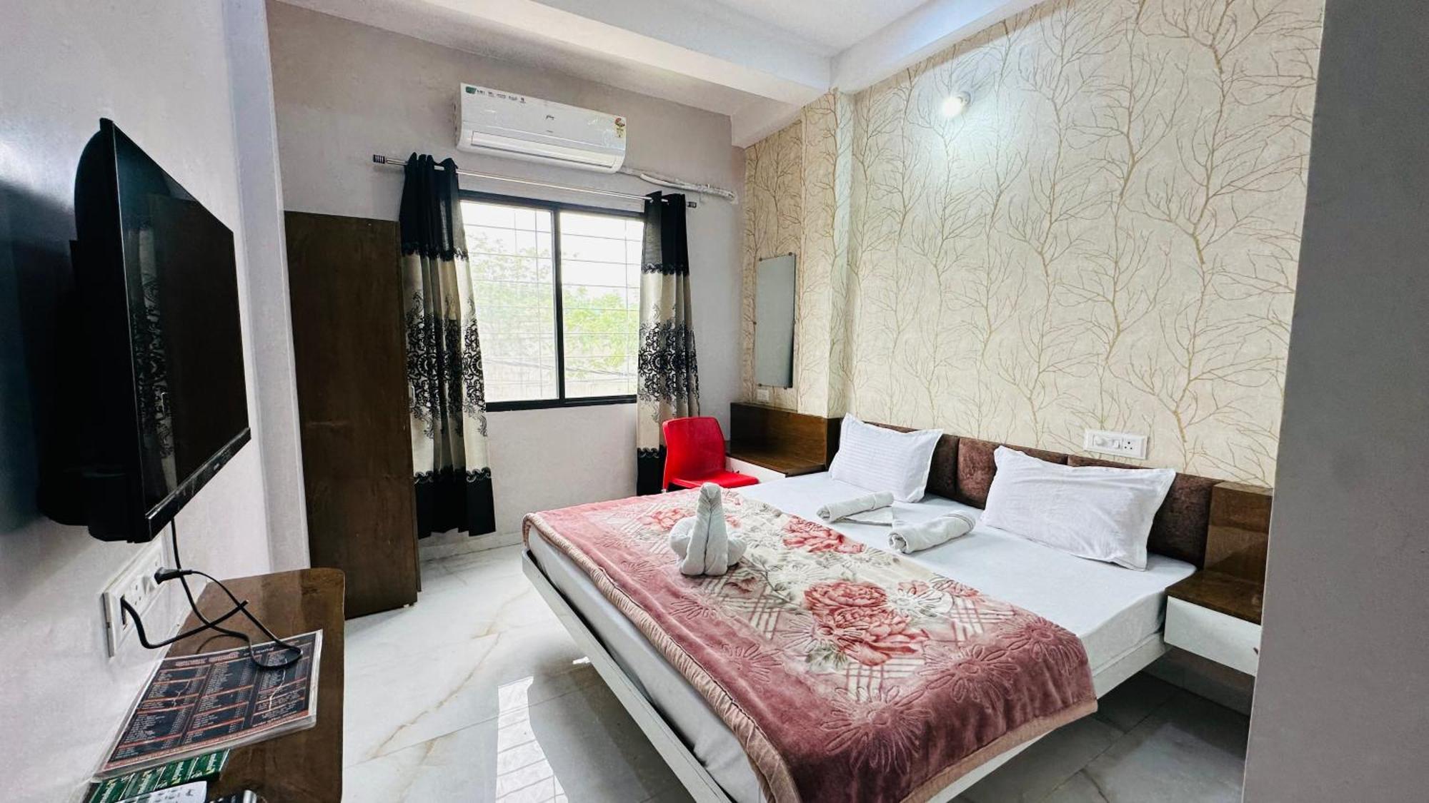Hotel Kanha Palace Ujjain Luaran gambar